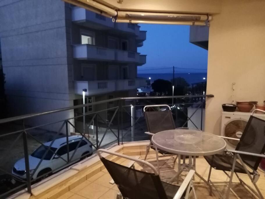 Τεσσαρι Στον Ναυτικο Ομιλο Χiου Apartment Chios Town Luaran gambar